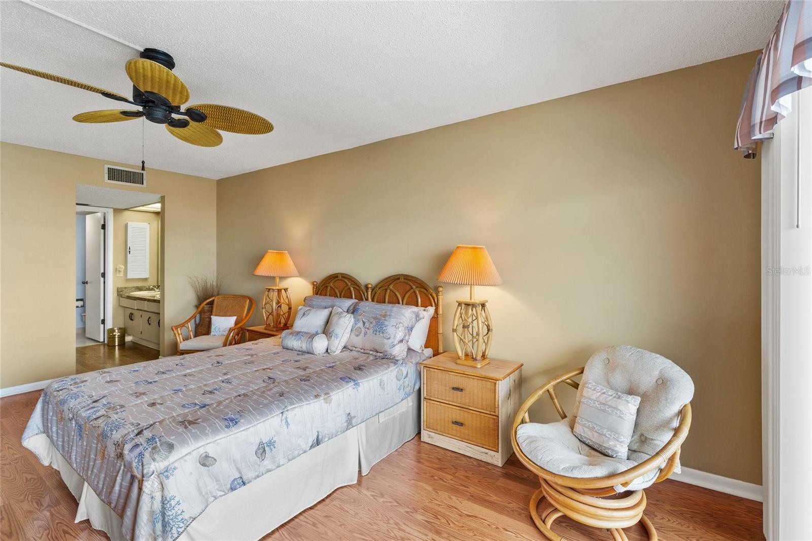 Image 7 of 24 For 1651 Sand Key Estates Court 53