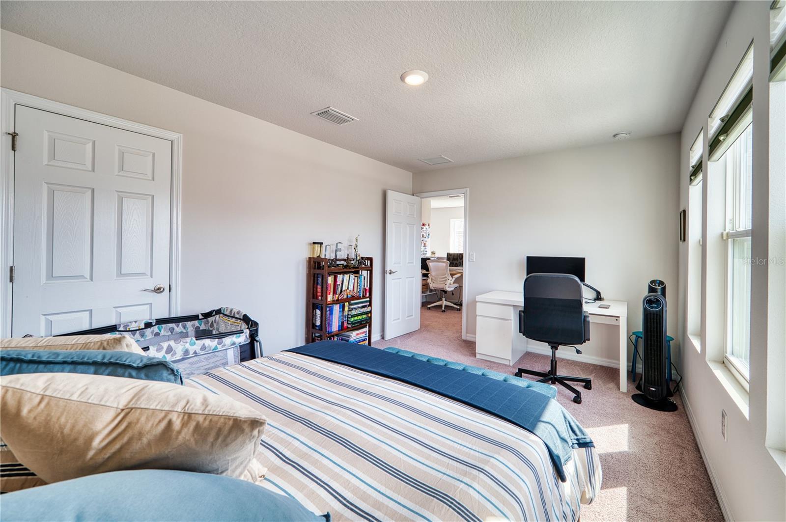 Image 24 of 40 For 6136 Voyagers Place