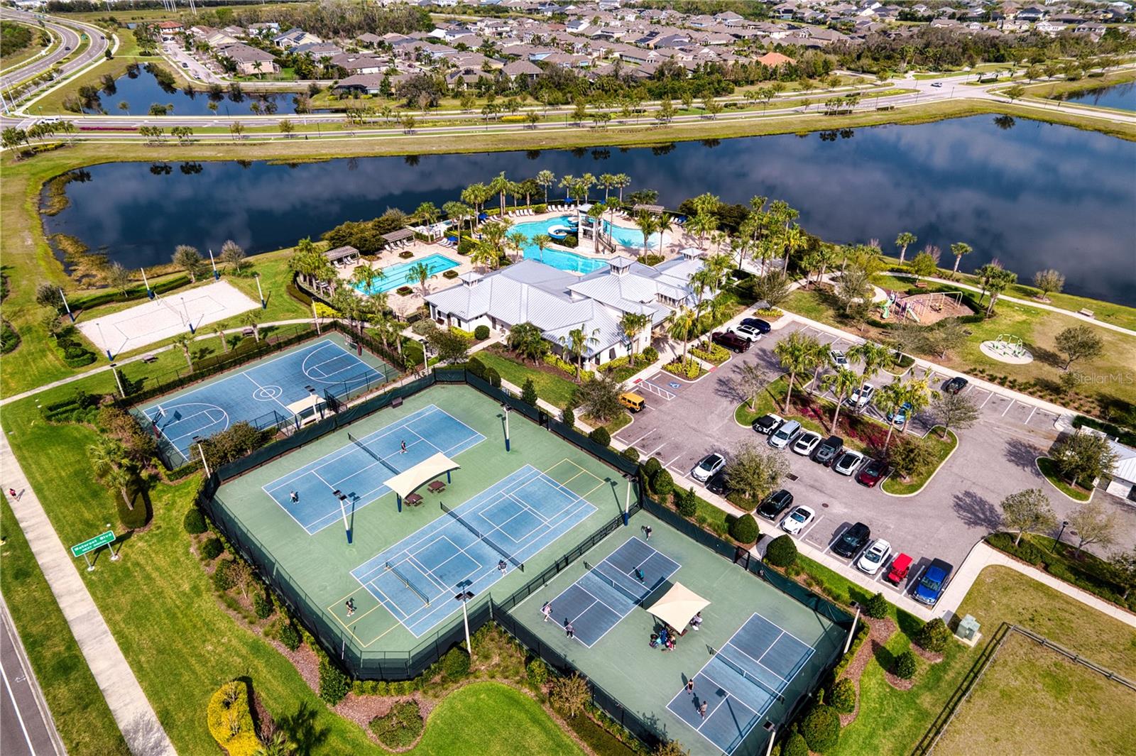 Image 33 of 40 For 6136 Voyagers Place