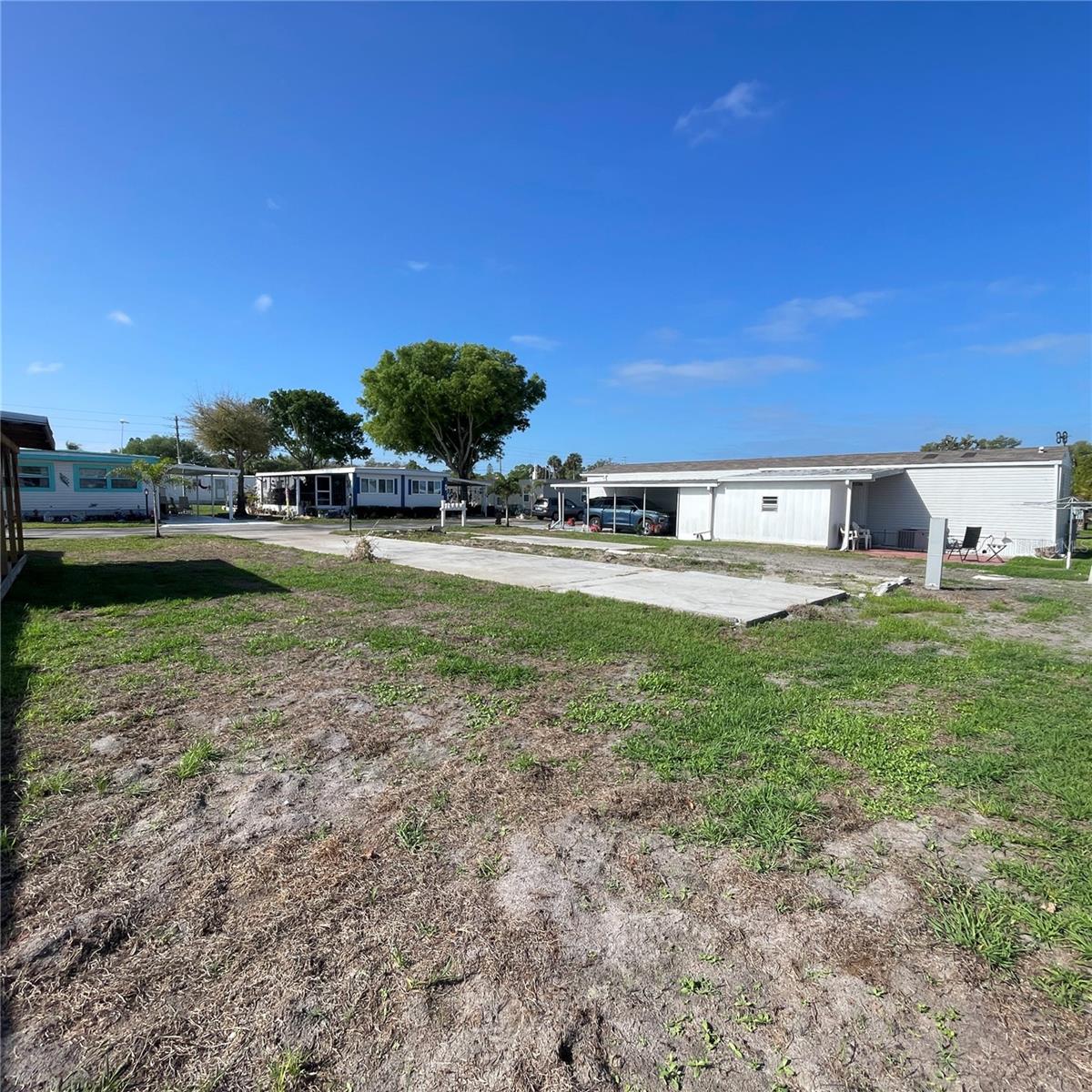 Image 3 of 17 For 420 49th Street E 13