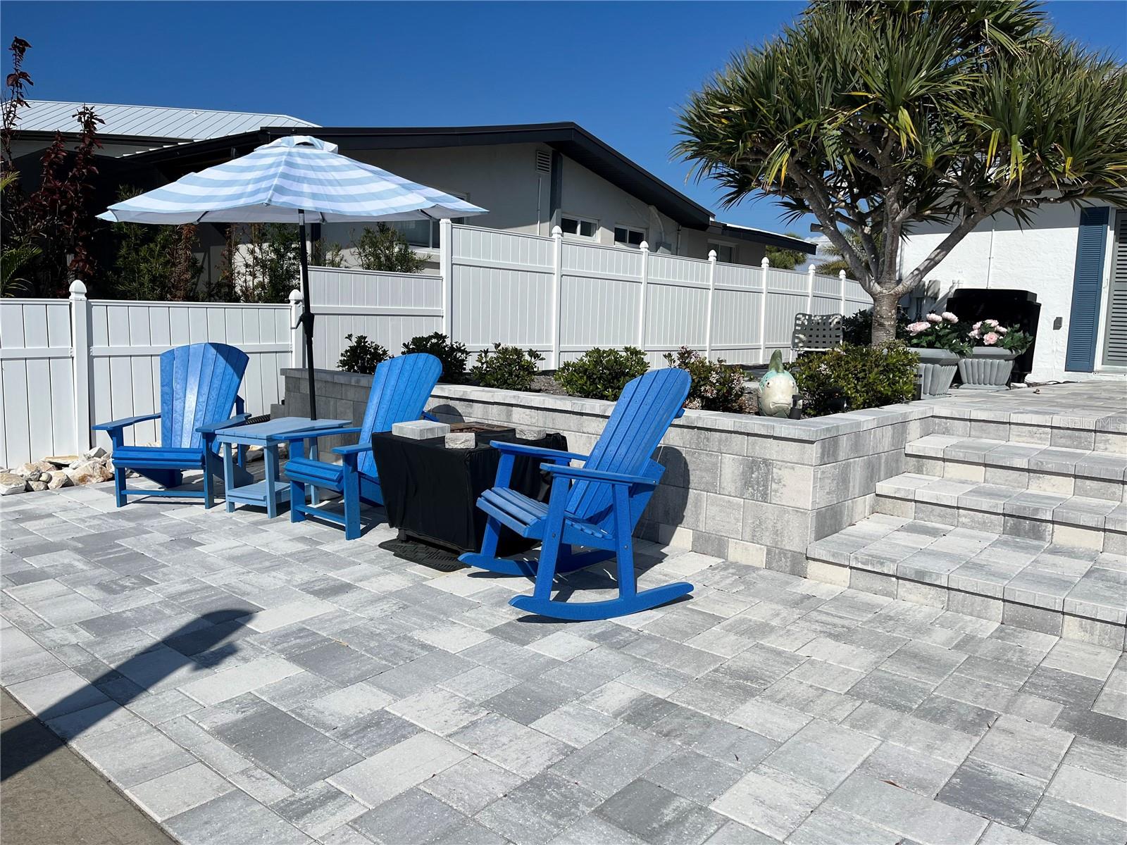 Image 5 of 40 For 3704 100th Street W