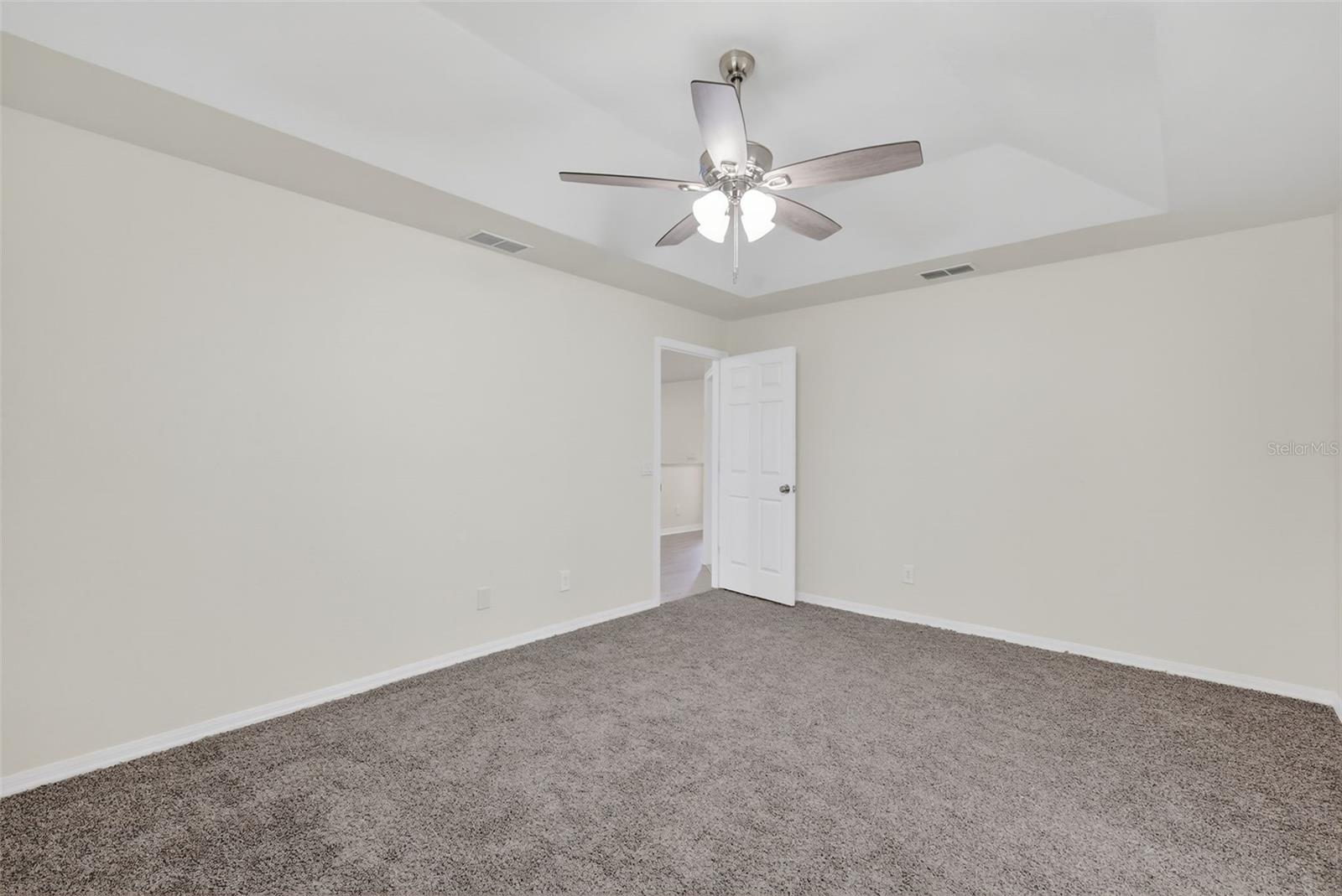 Image 14 of 23 For 10052 63rd Avenue