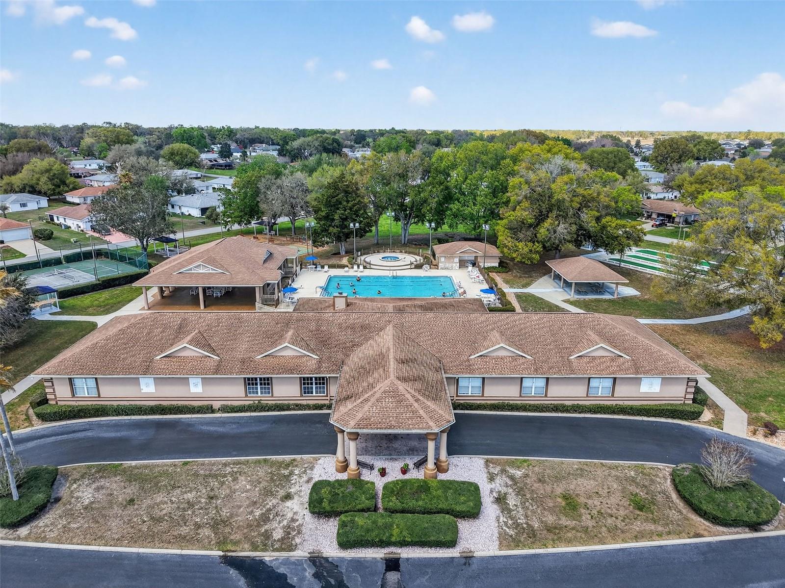 Image 20 of 23 For 10052 63rd Avenue