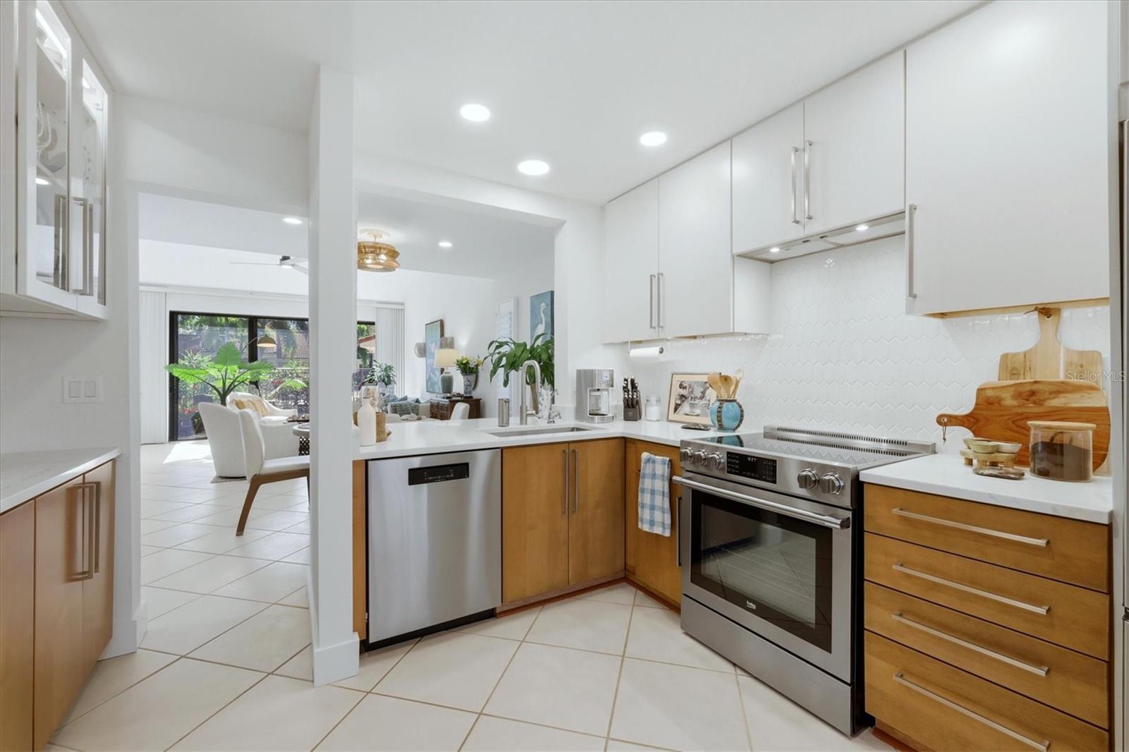 Image 16 of 49 For 5312 Huntingwood Court 39