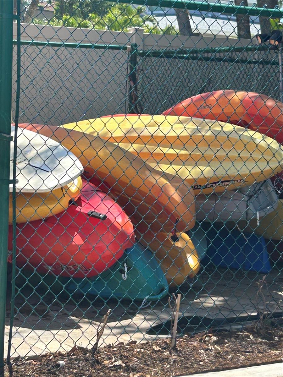 Image 38 of 55 For 8767 Midnight Pass Road 505f