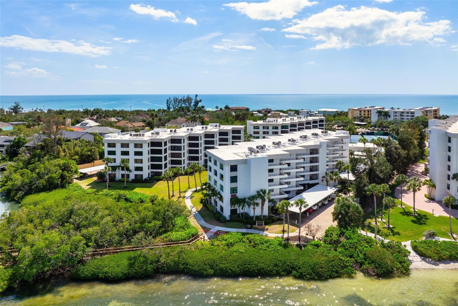 Image 43 of 55 For 8767 Midnight Pass Road 505f