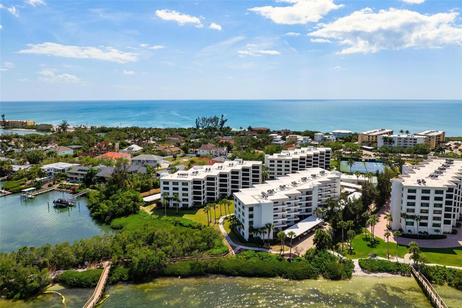 Image 45 of 55 For 8767 Midnight Pass Road 505f