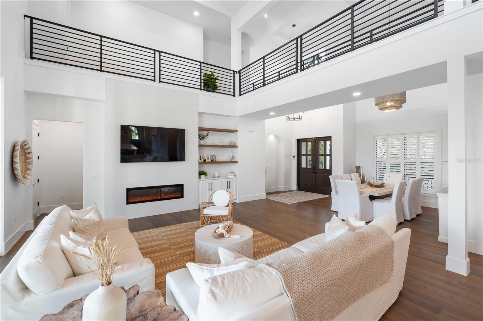 Image 32 of 93 For 4634 Higel Avenue