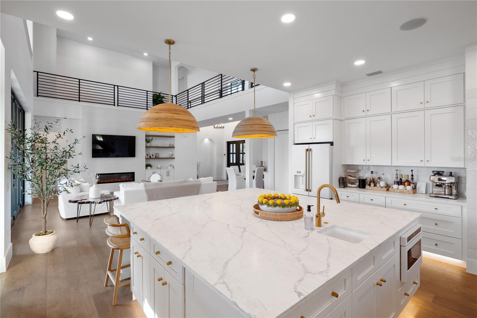 Image 34 of 93 For 4634 Higel Avenue