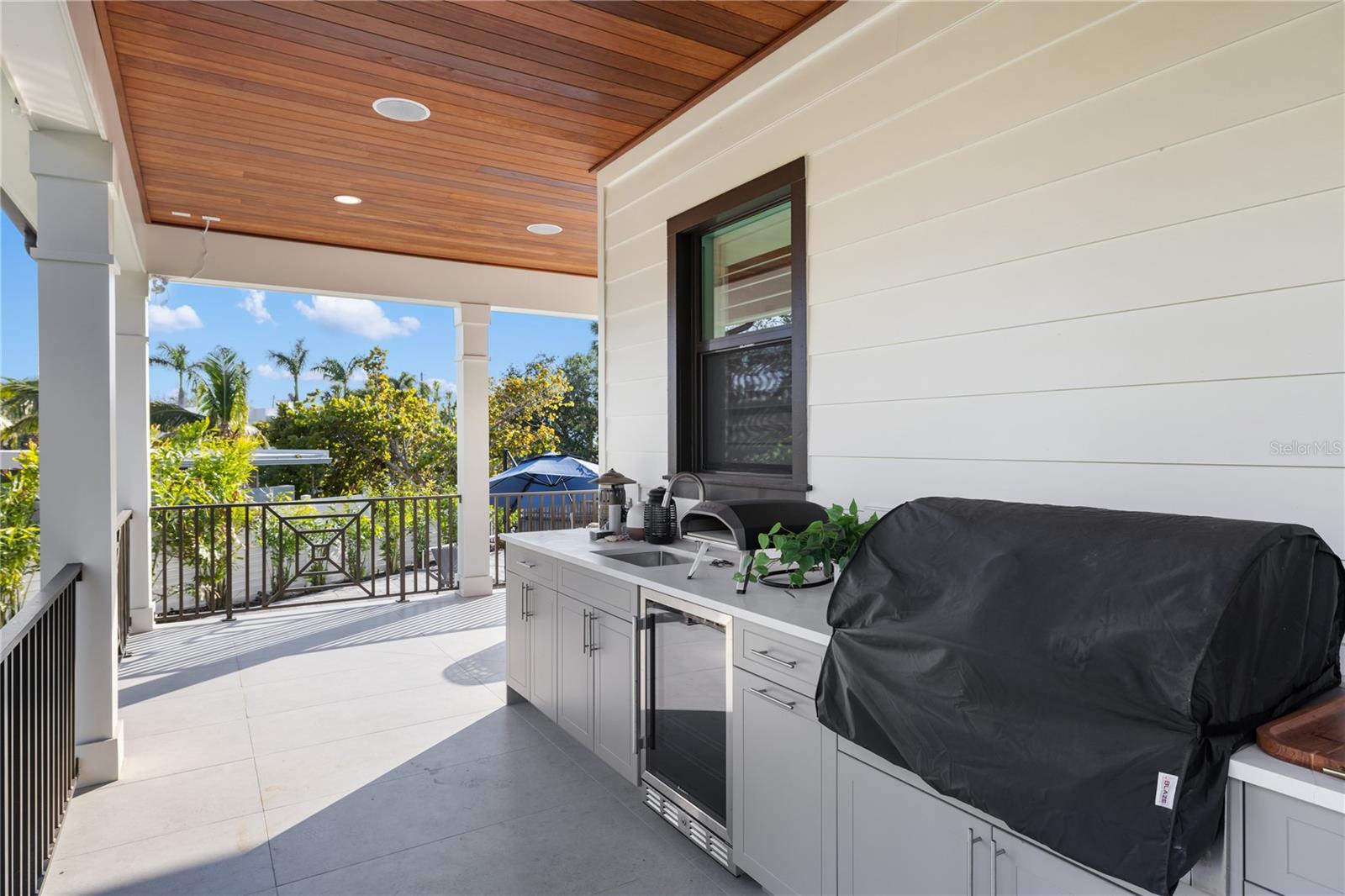 Image 62 of 93 For 4634 Higel Avenue