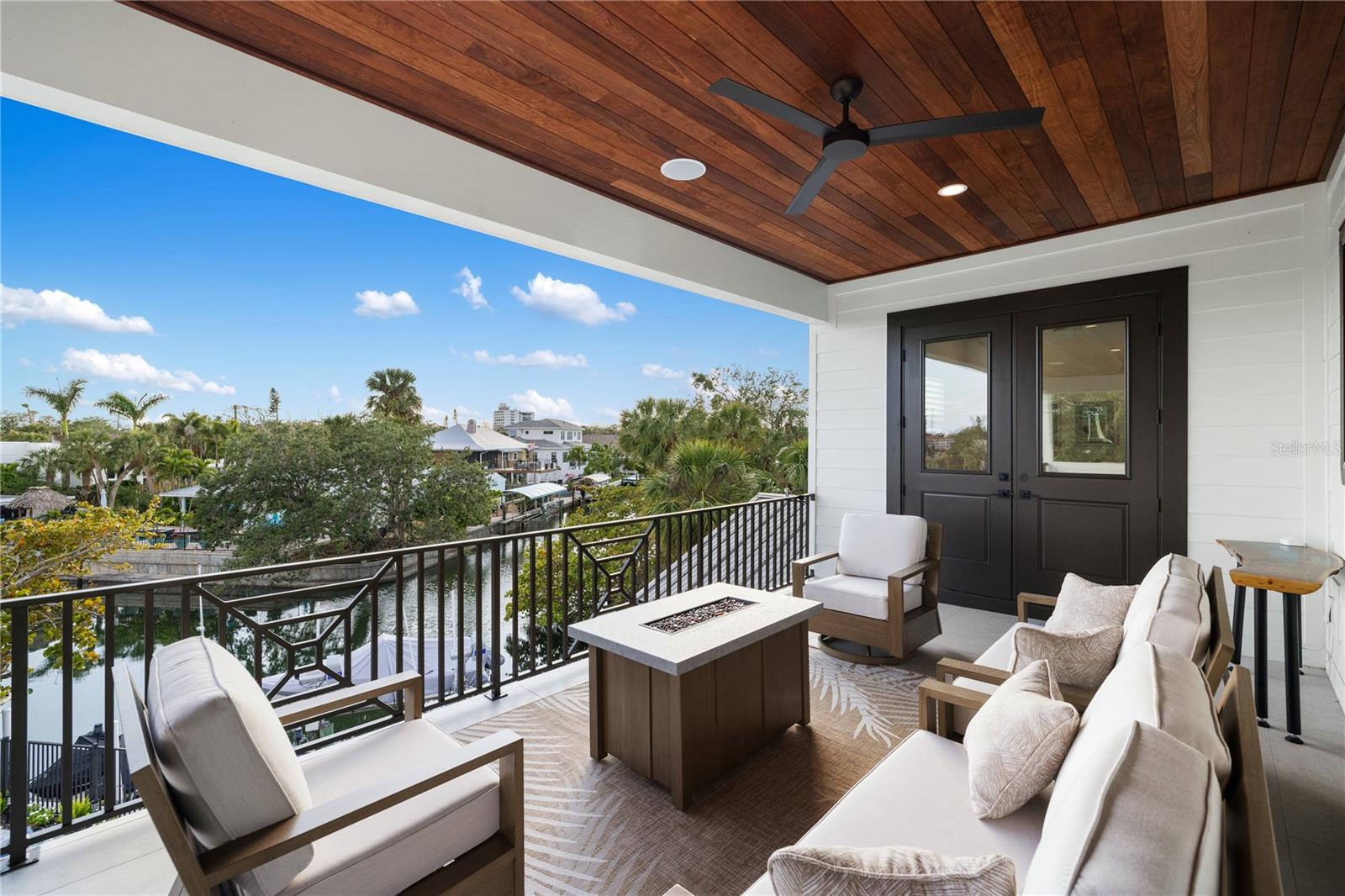 Image 82 of 93 For 4634 Higel Avenue