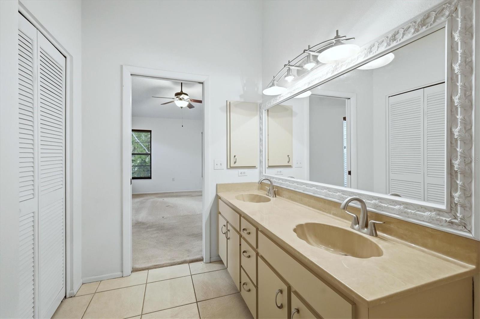 Image 29 of 59 For 2158 Cork Oak Street