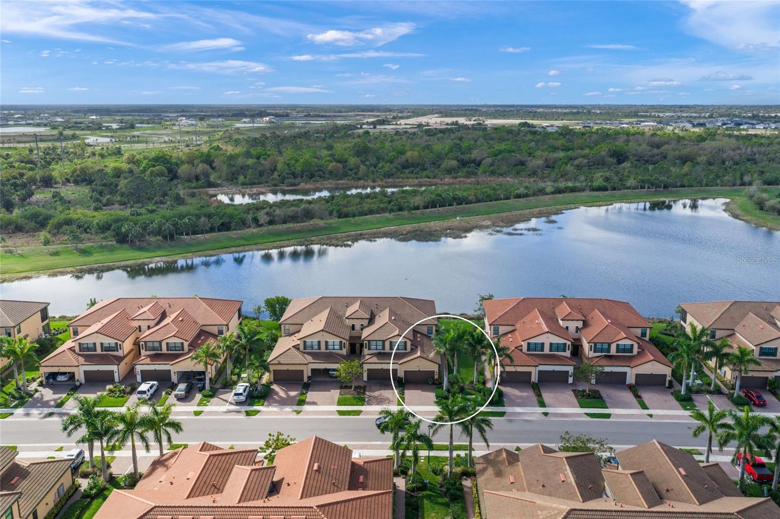 Image 41 of 83 For 10805 Tarflower Drive 102