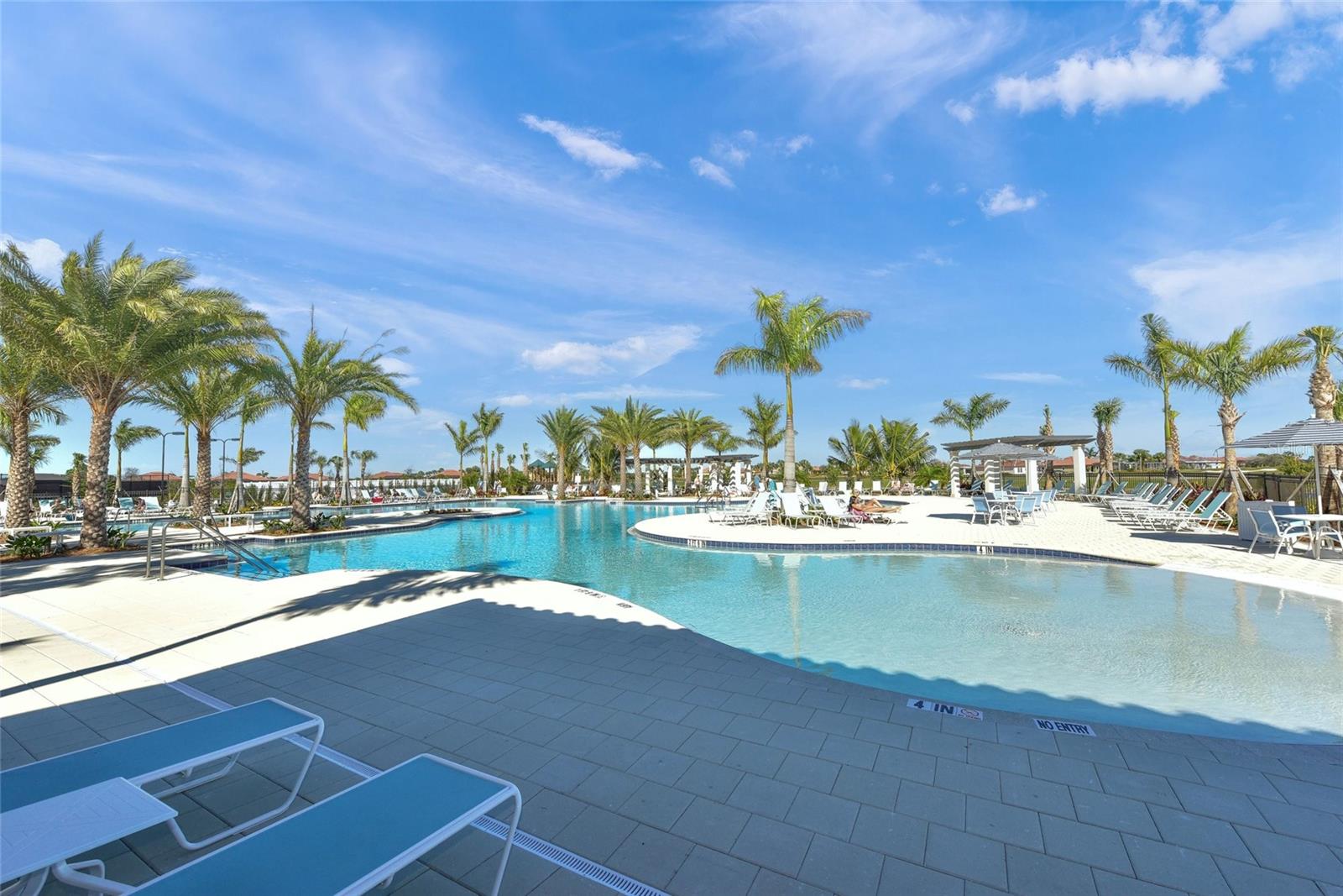 Image 68 of 83 For 10805 Tarflower Drive 102