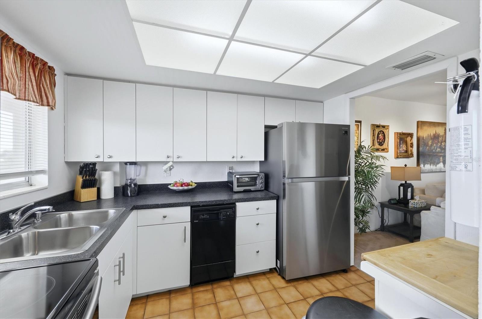 Image 15 of 23 For 4137 Lake Bayshore Drive C505