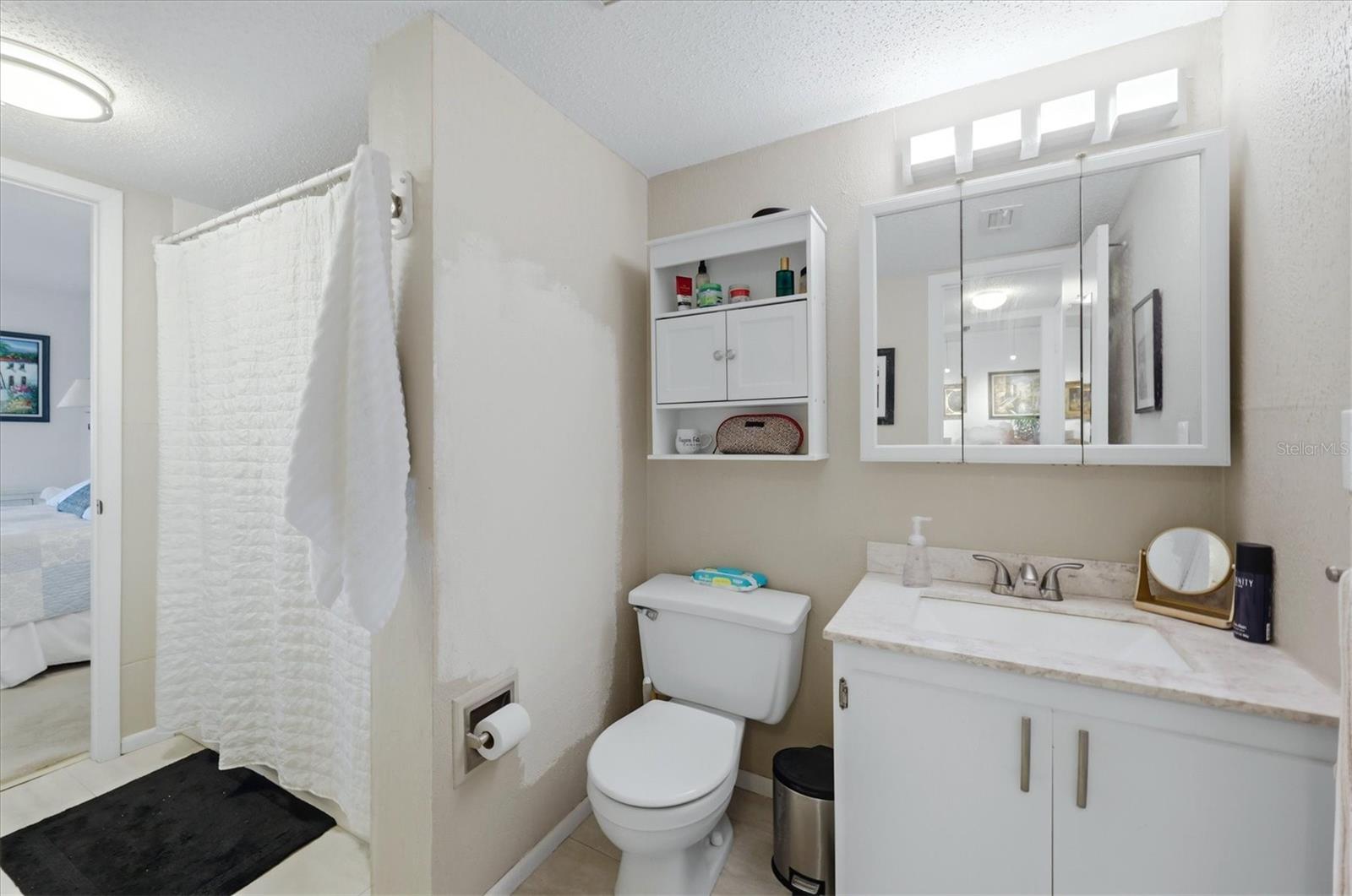 Image 18 of 23 For 4137 Lake Bayshore Drive C505