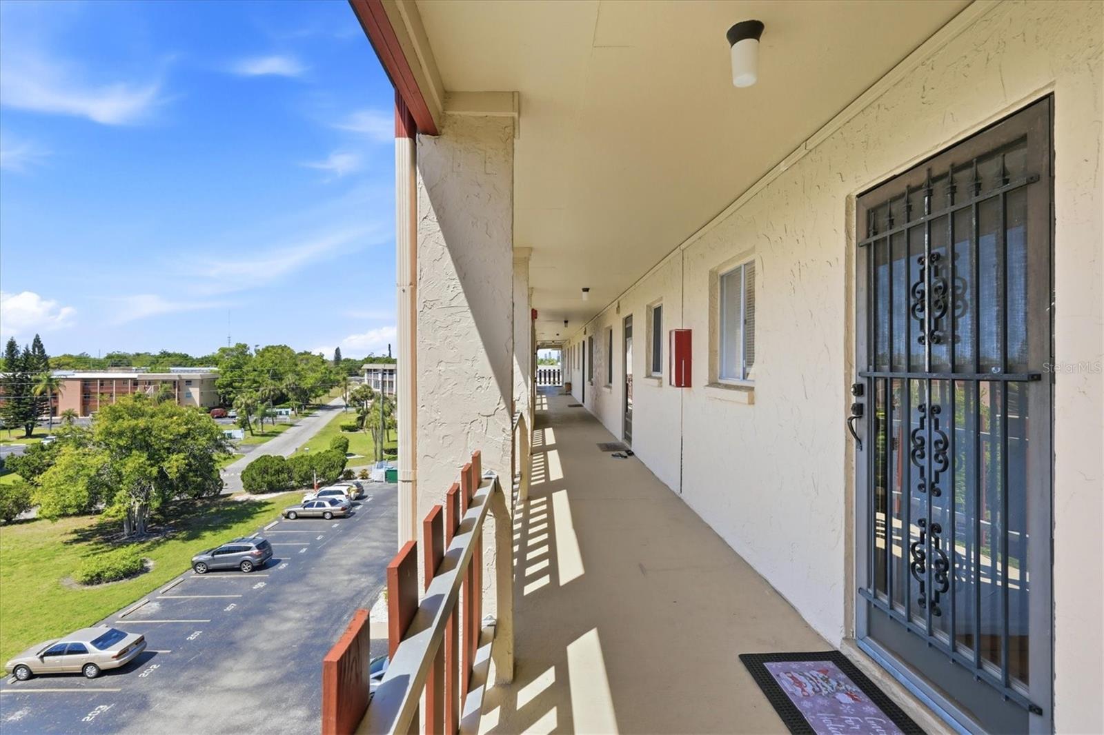 Image 2 of 23 For 4137 Lake Bayshore Drive C505