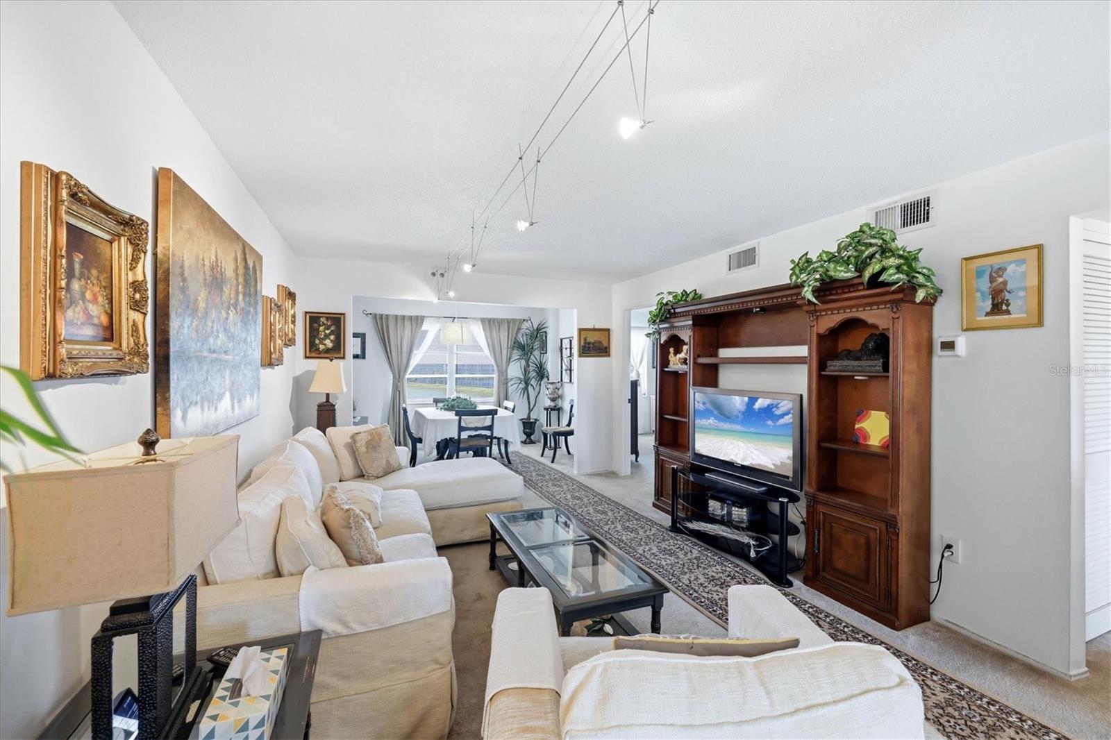 Image 6 of 23 For 4137 Lake Bayshore Drive C505