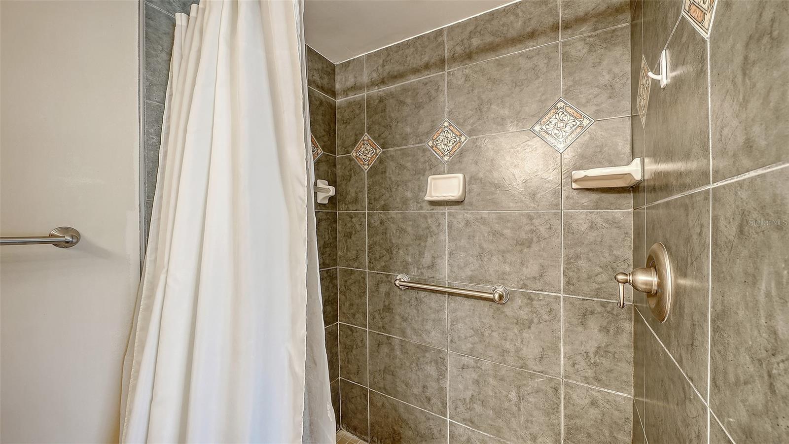 Image 27 of 81 For 4380 Exeter Drive 101