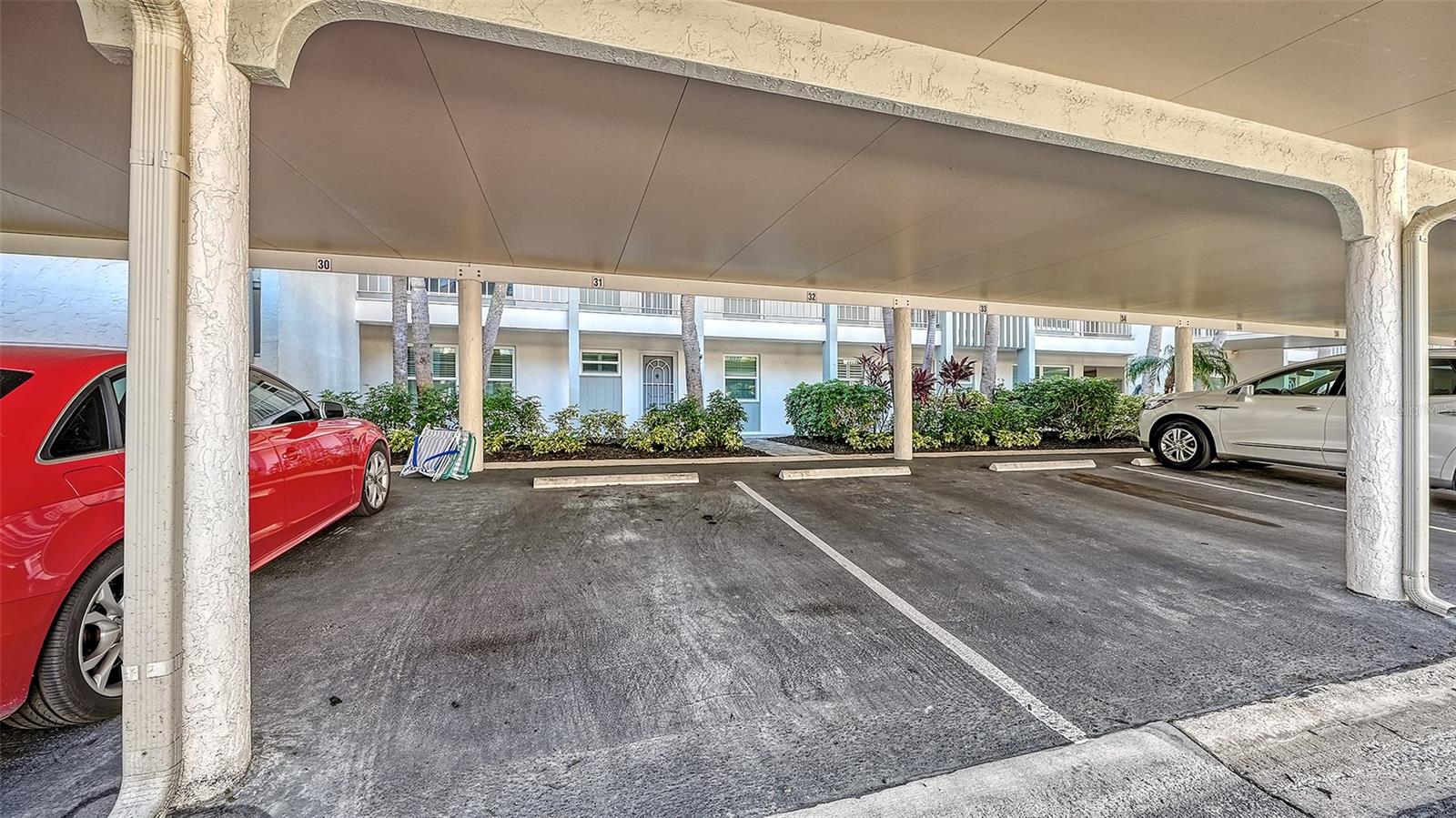 Image 36 of 81 For 4380 Exeter Drive 101