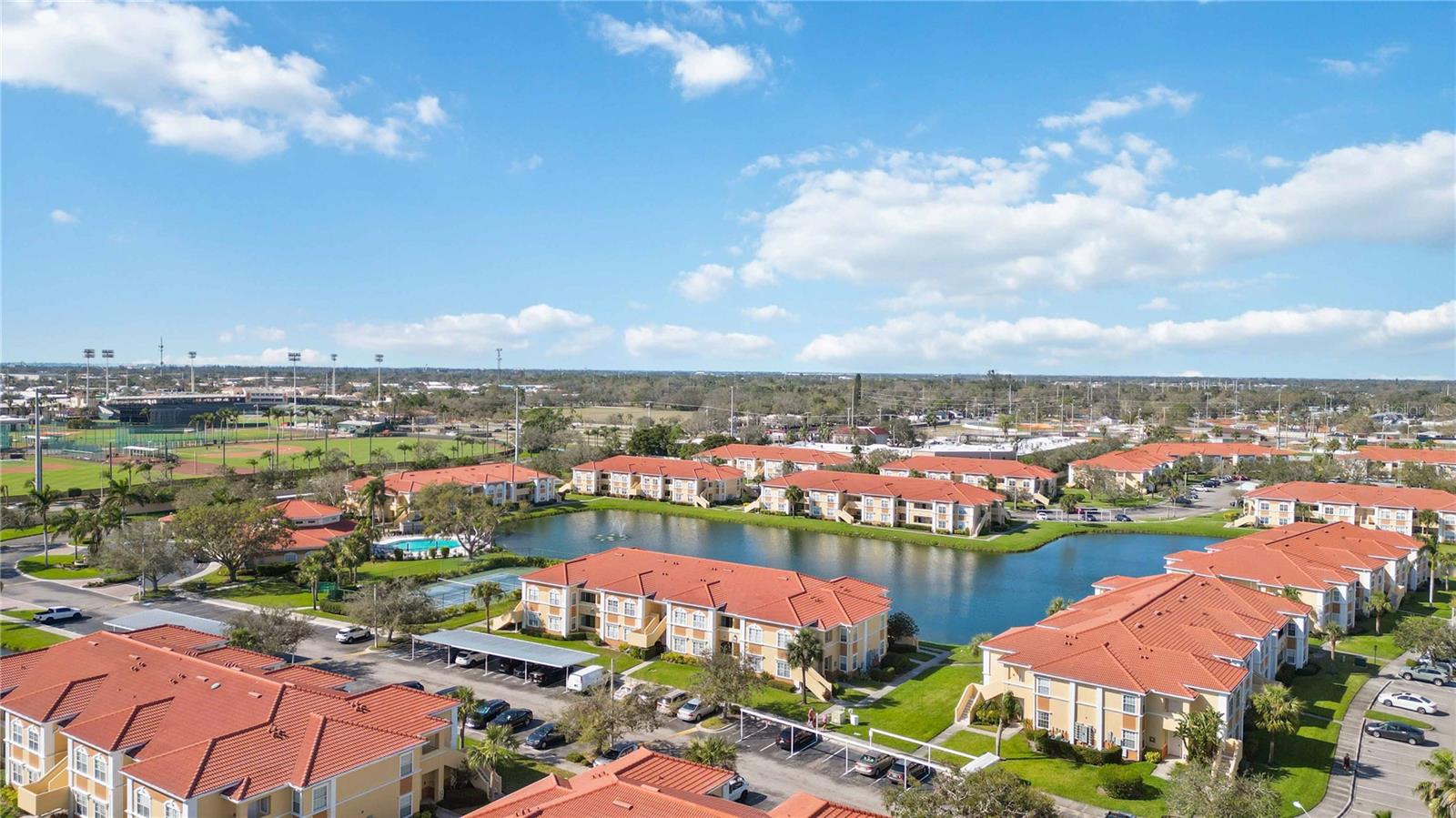 Image 34 of 47 For 1005 Villagio Circle 106