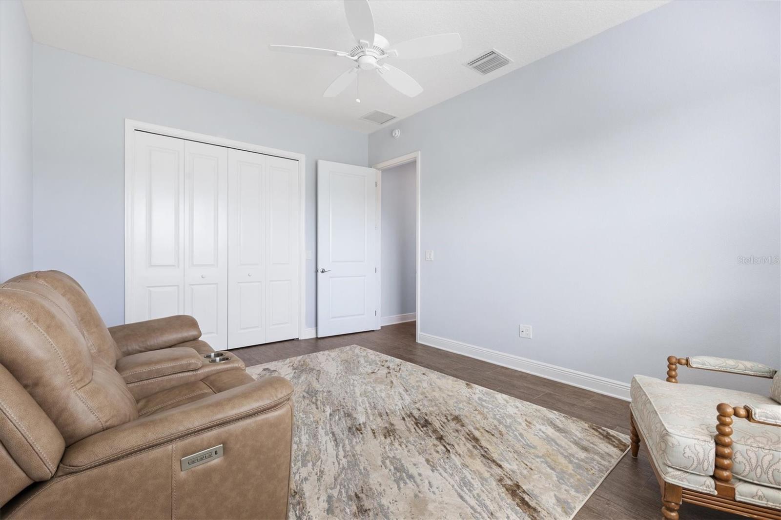 Image 20 of 53 For 683 Krietemeyer Path