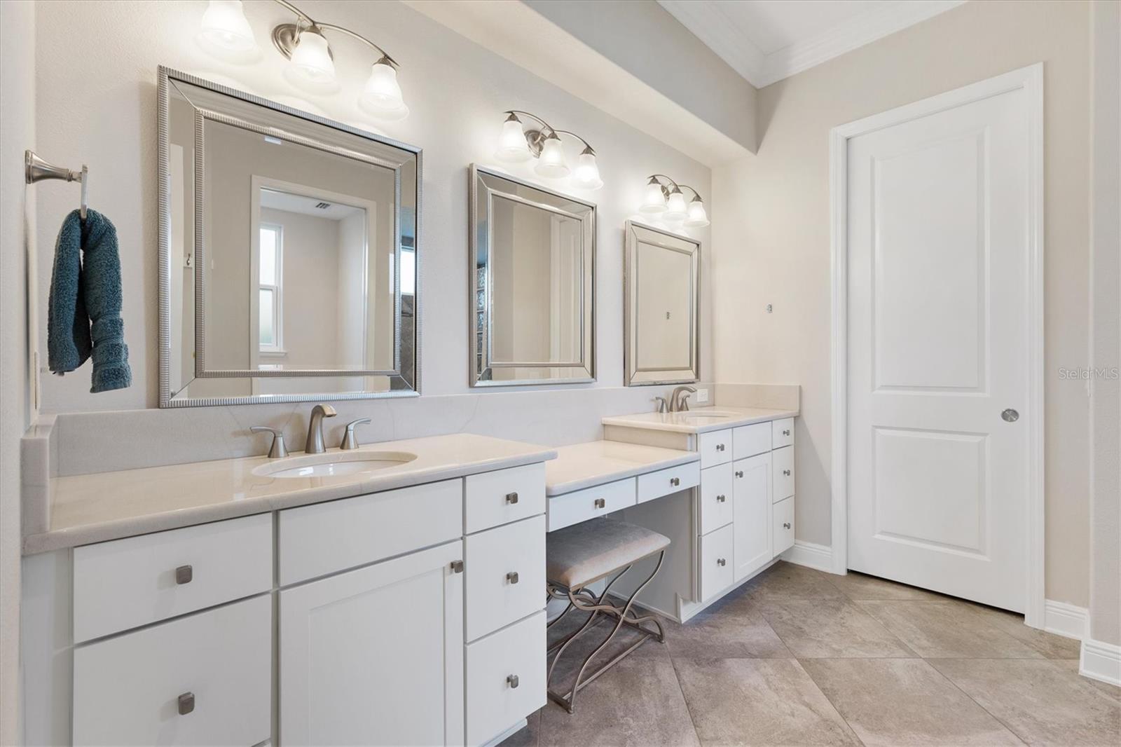 Image 32 of 53 For 683 Krietemeyer Path