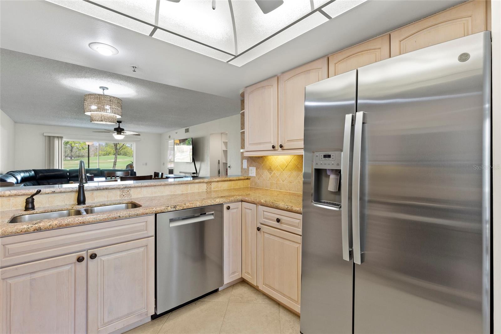 Image 5 of 23 For 6611 Stone River Road 102