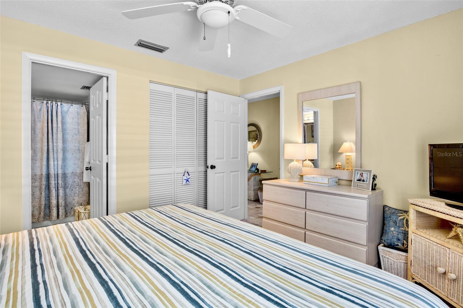 Image 20 of 34 For 4582 Longwater  62