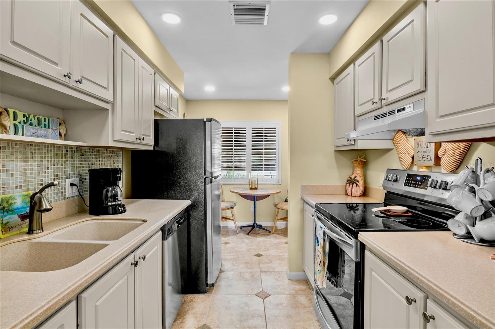 Image 9 of 34 For 4582 Longwater  62