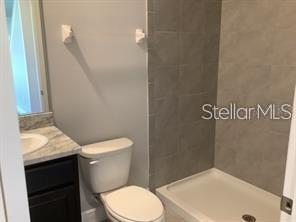 Image 8 of 22 For 5324 Grove Mill Loop