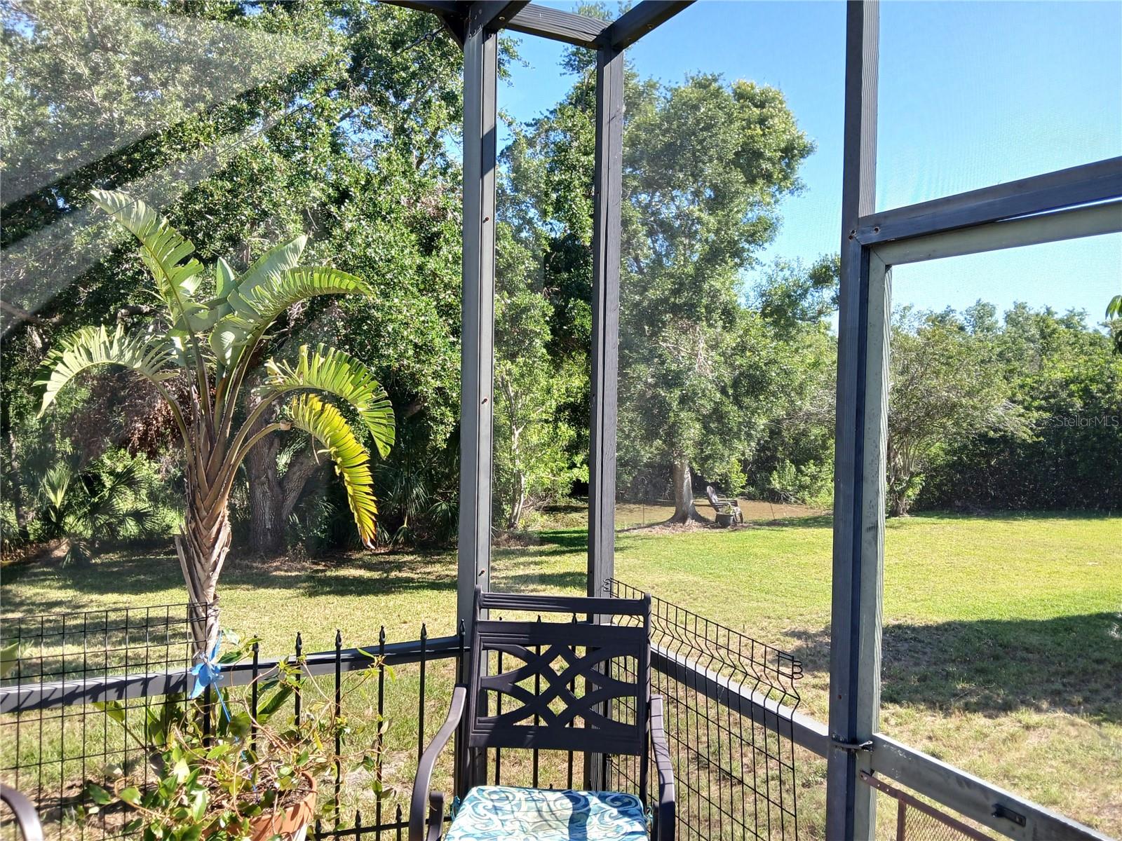 Image 19 of 49 For 6631 63rd Terrace E