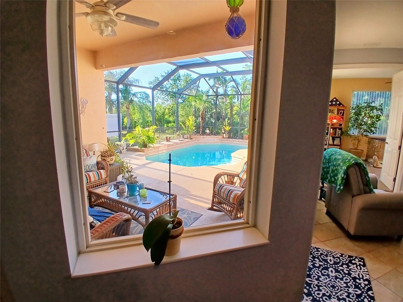 Image 21 of 49 For 6631 63rd Terrace E