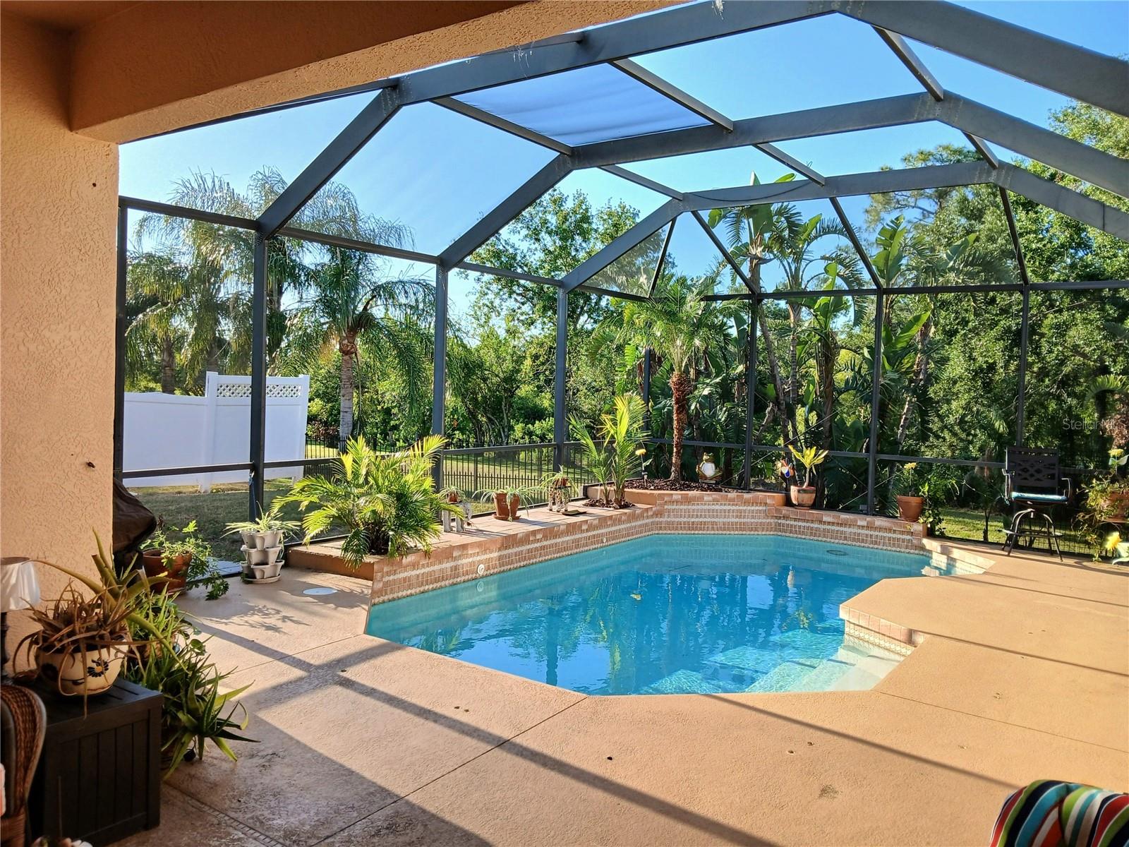 Image 22 of 49 For 6631 63rd Terrace E