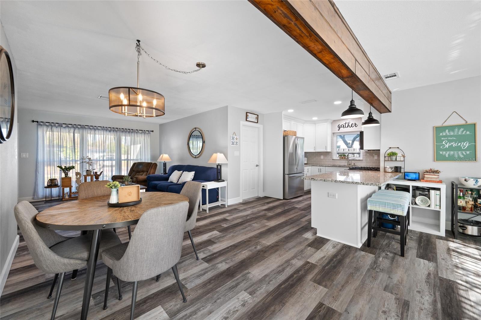 Image 18 of 50 For 8335 Robin Road