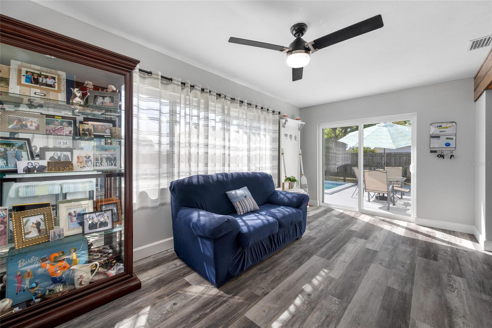 Image 26 of 50 For 8335 Robin Road