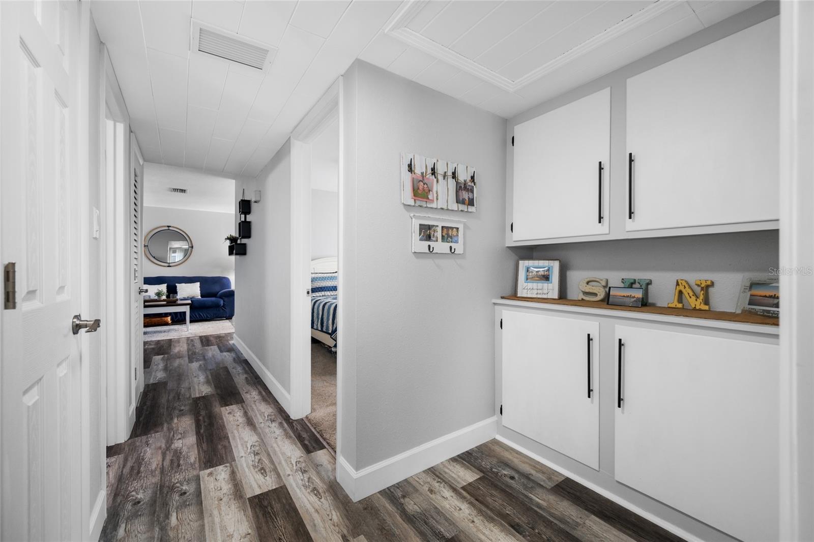 Image 27 of 50 For 8335 Robin Road