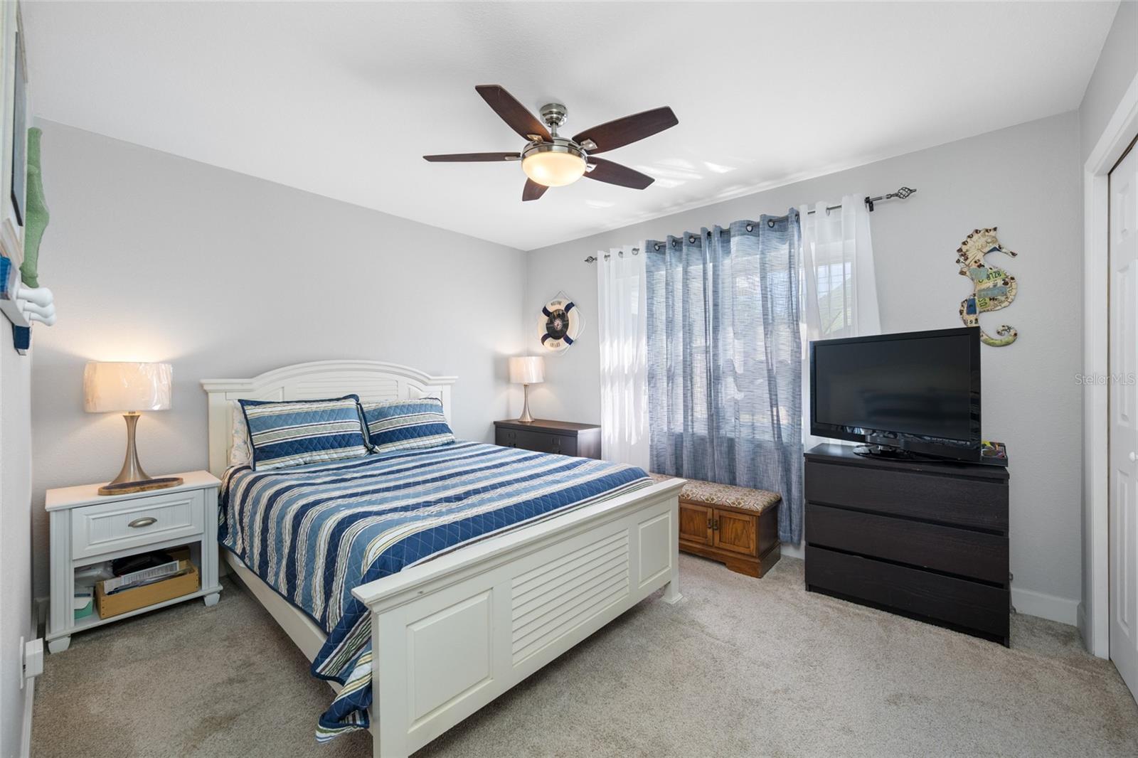 Image 33 of 50 For 8335 Robin Road