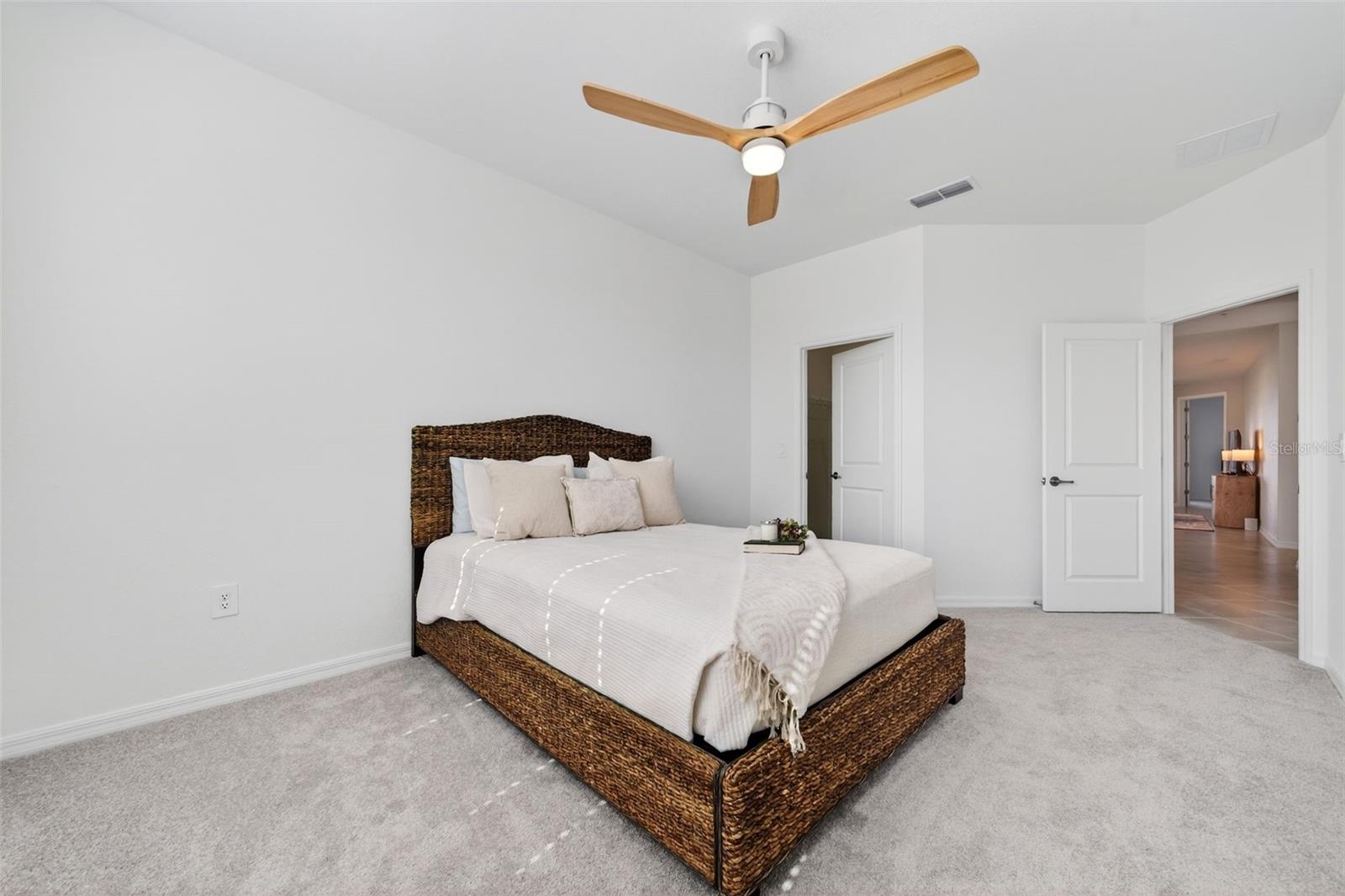 Image 40 of 94 For 17765 Boracay Court 201