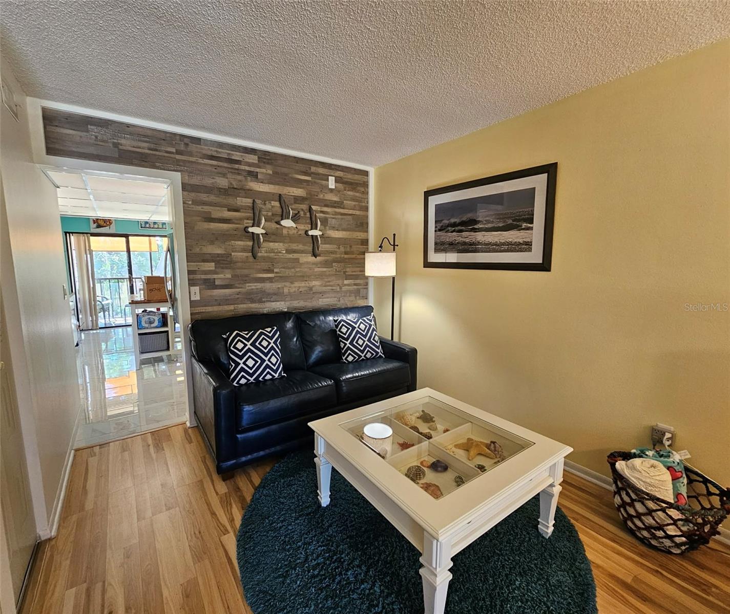 Image 6 of 41 For 315 30th Avenue W B307