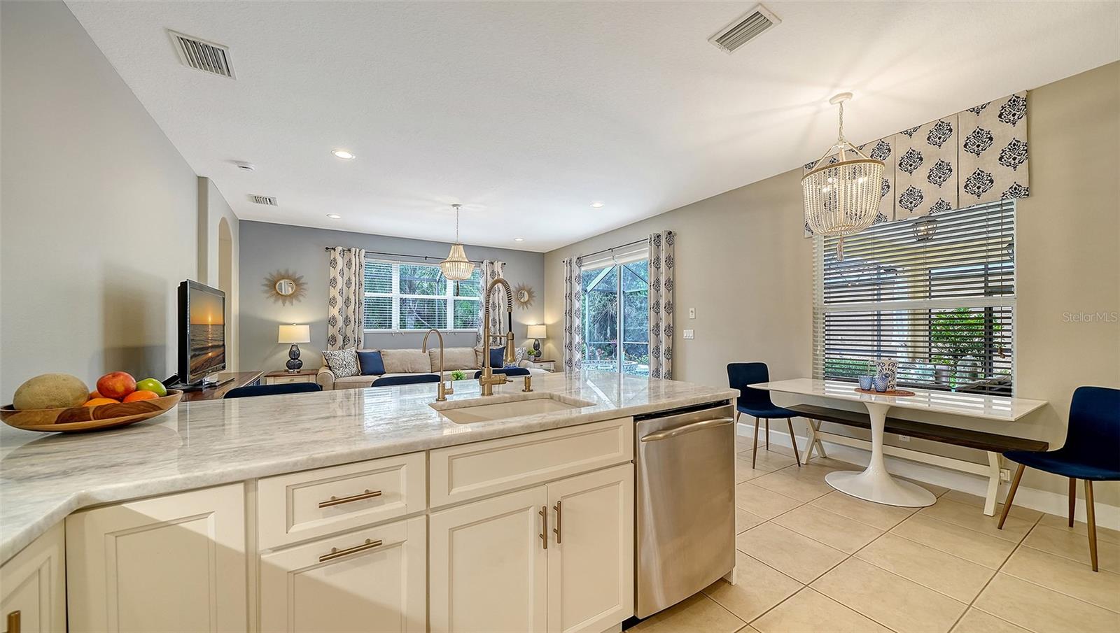 Image 13 of 64 For 11862 Granite Woods Loop