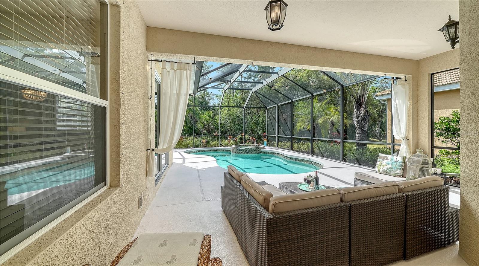 Image 6 of 64 For 11862 Granite Woods Loop