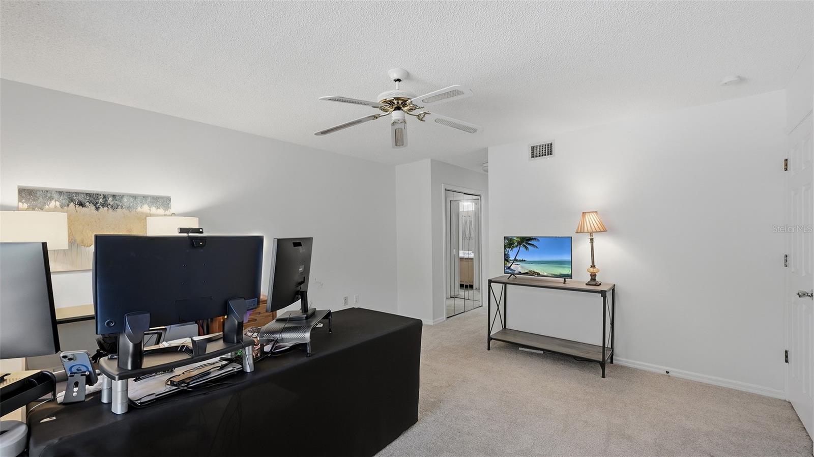 Image 18 of 27 For 4504 Citation Lane C