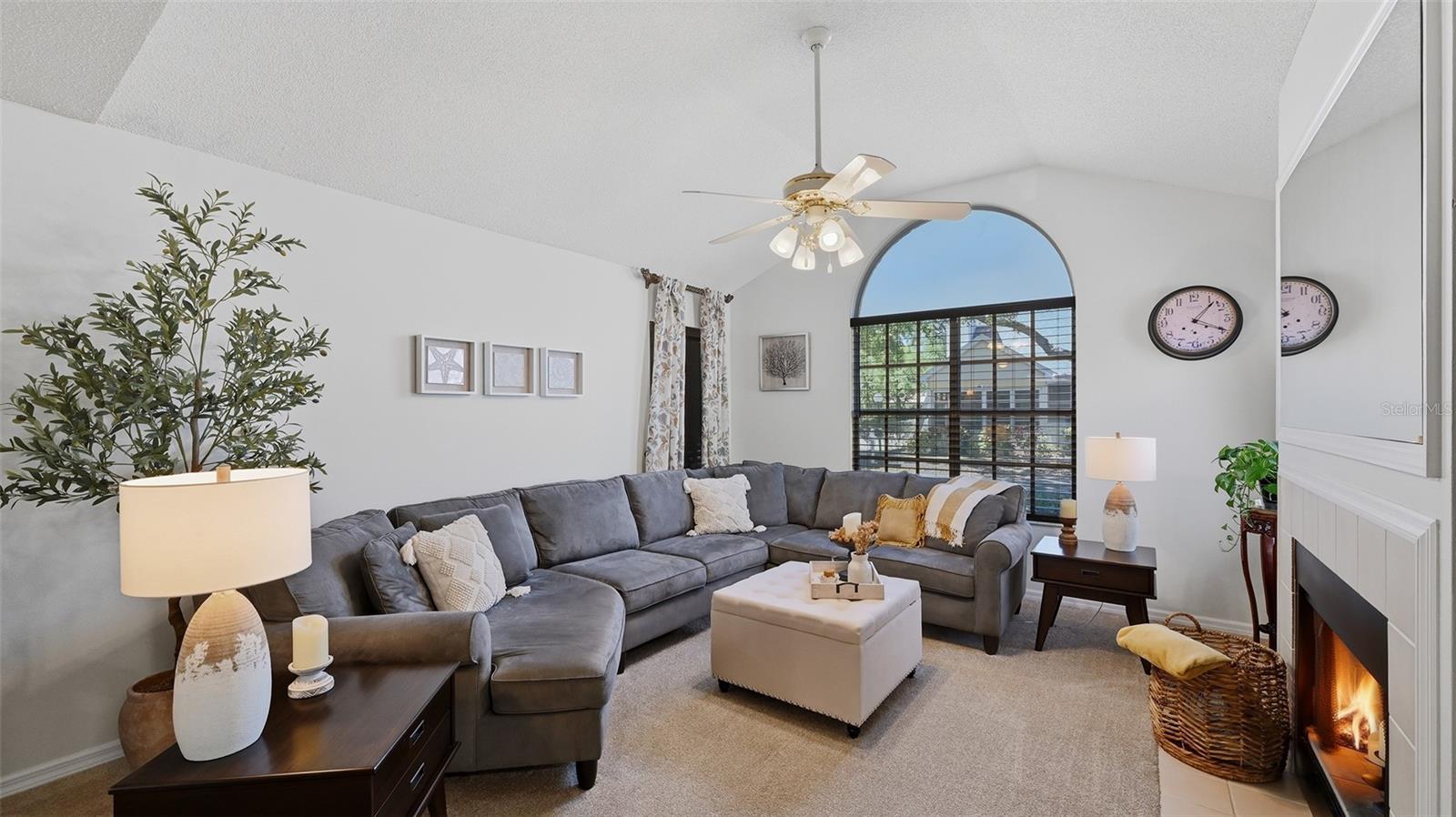 Image 4 of 27 For 4504 Citation Lane C