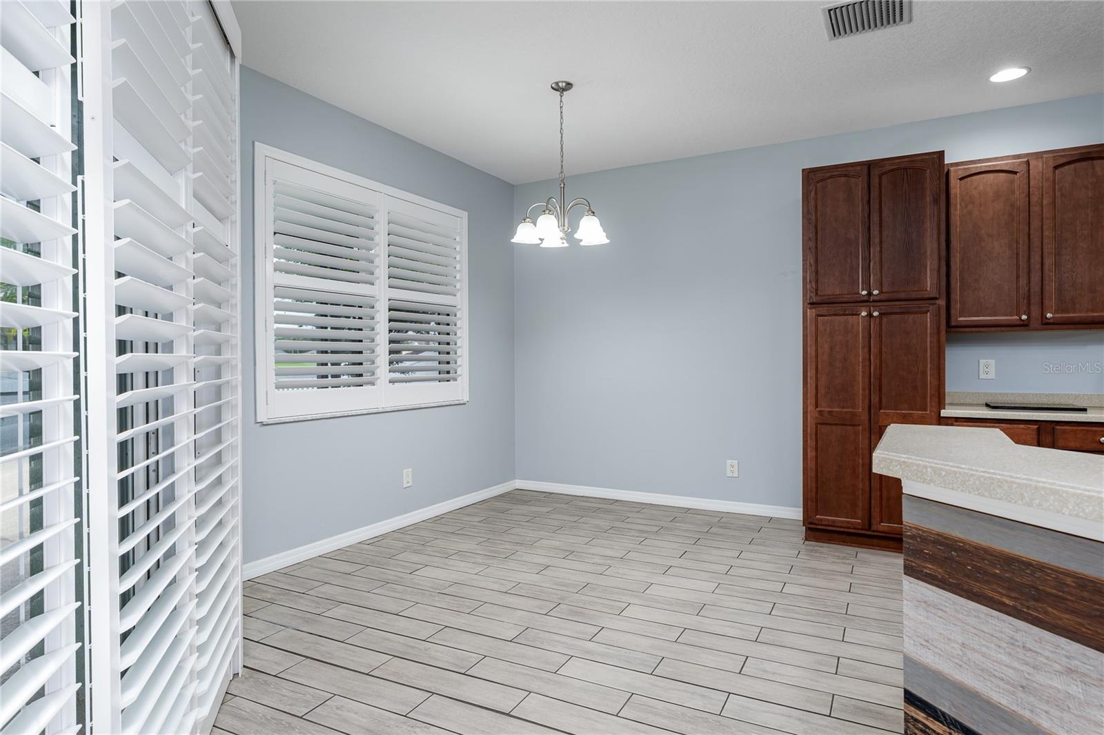 Image 17 of 41 For 11919 55th Court E