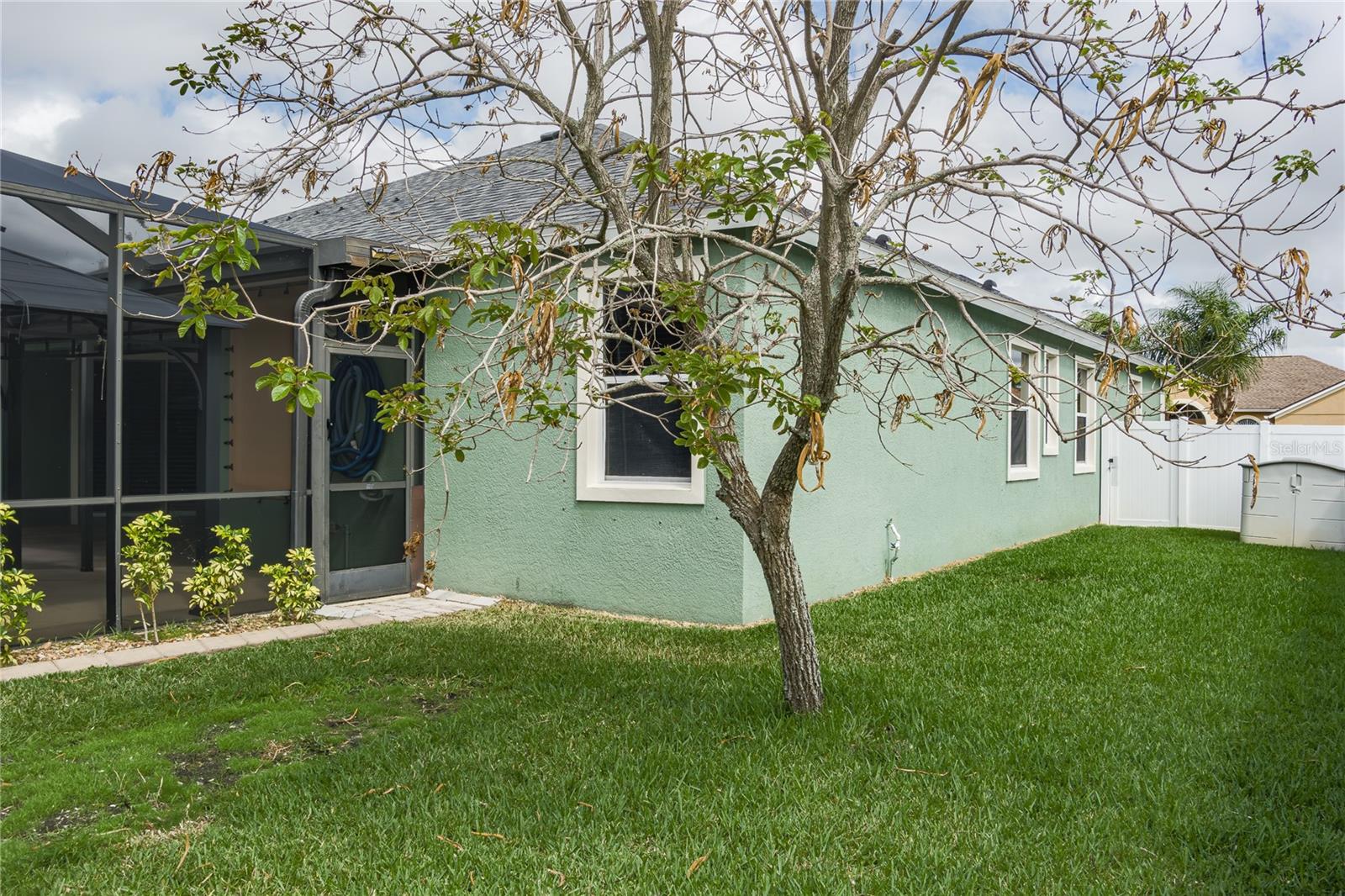 Image 37 of 41 For 11919 55th Court E