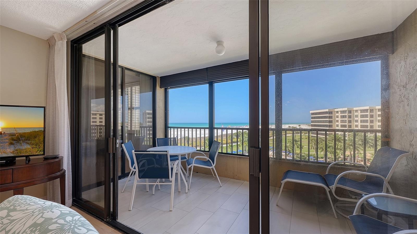 Image 10 of 35 For 5790 Midnight Pass Road 506