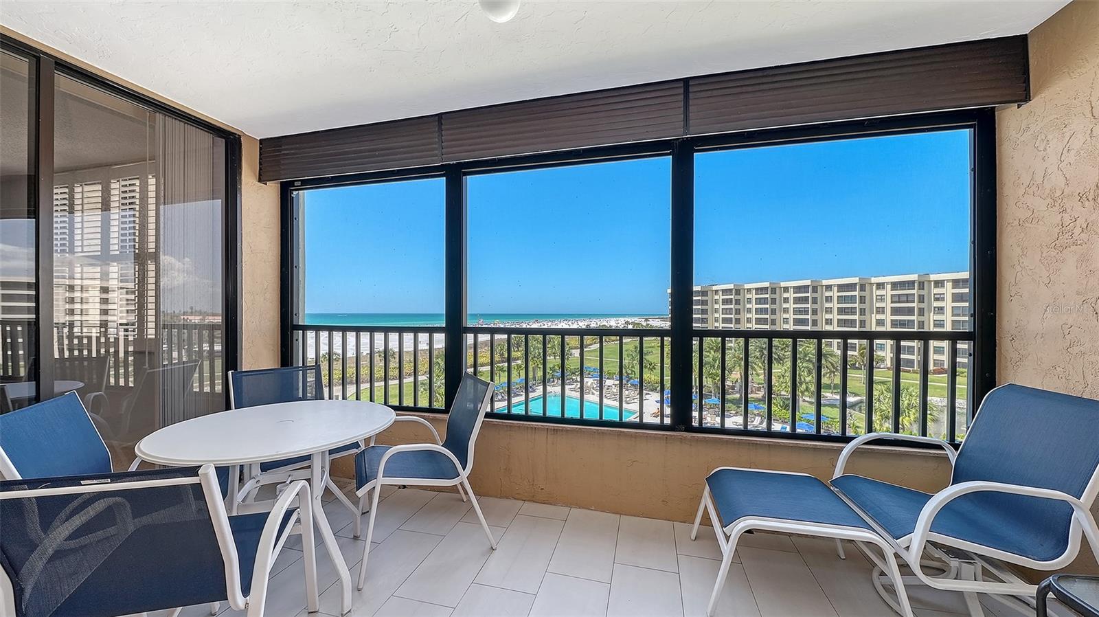 Image 11 of 35 For 5790 Midnight Pass Road 506