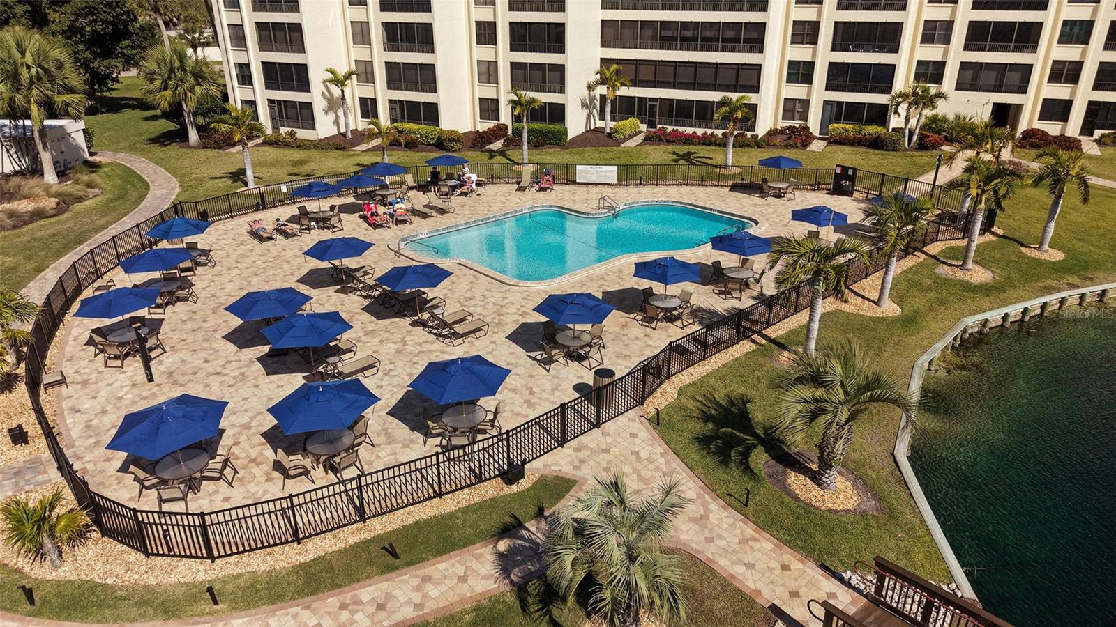 Image 33 of 35 For 5790 Midnight Pass Road 506