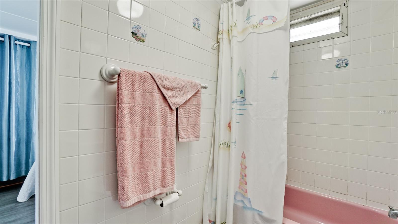 Image 18 of 66 For 31 1st Street